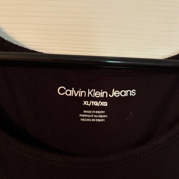 XL Calvin Klein Jeans Crewneck Tee Women's - Picture 3 of 3
